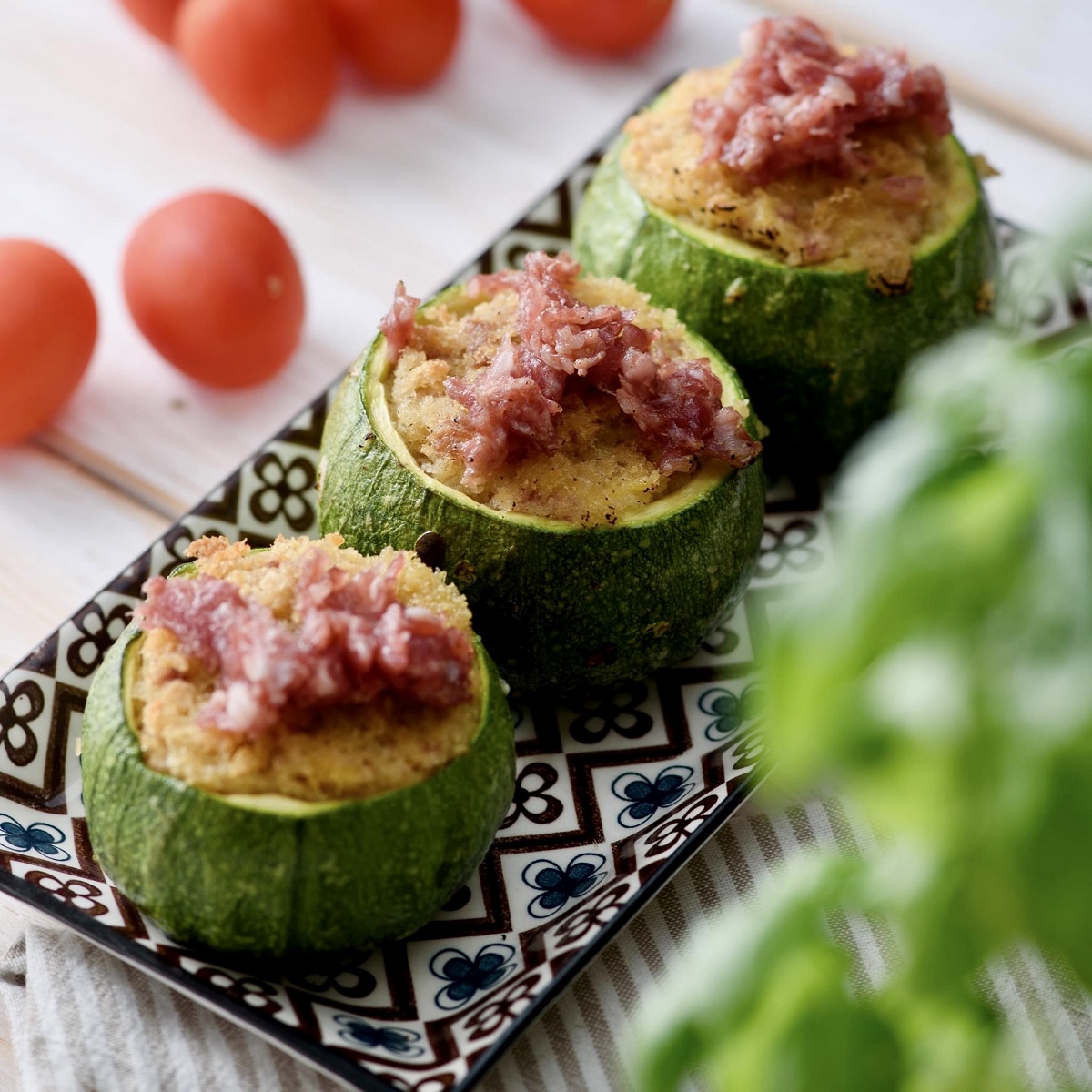 Frische Salsiccia Bratwurst mit Fenchelnsamen aus der Toskana