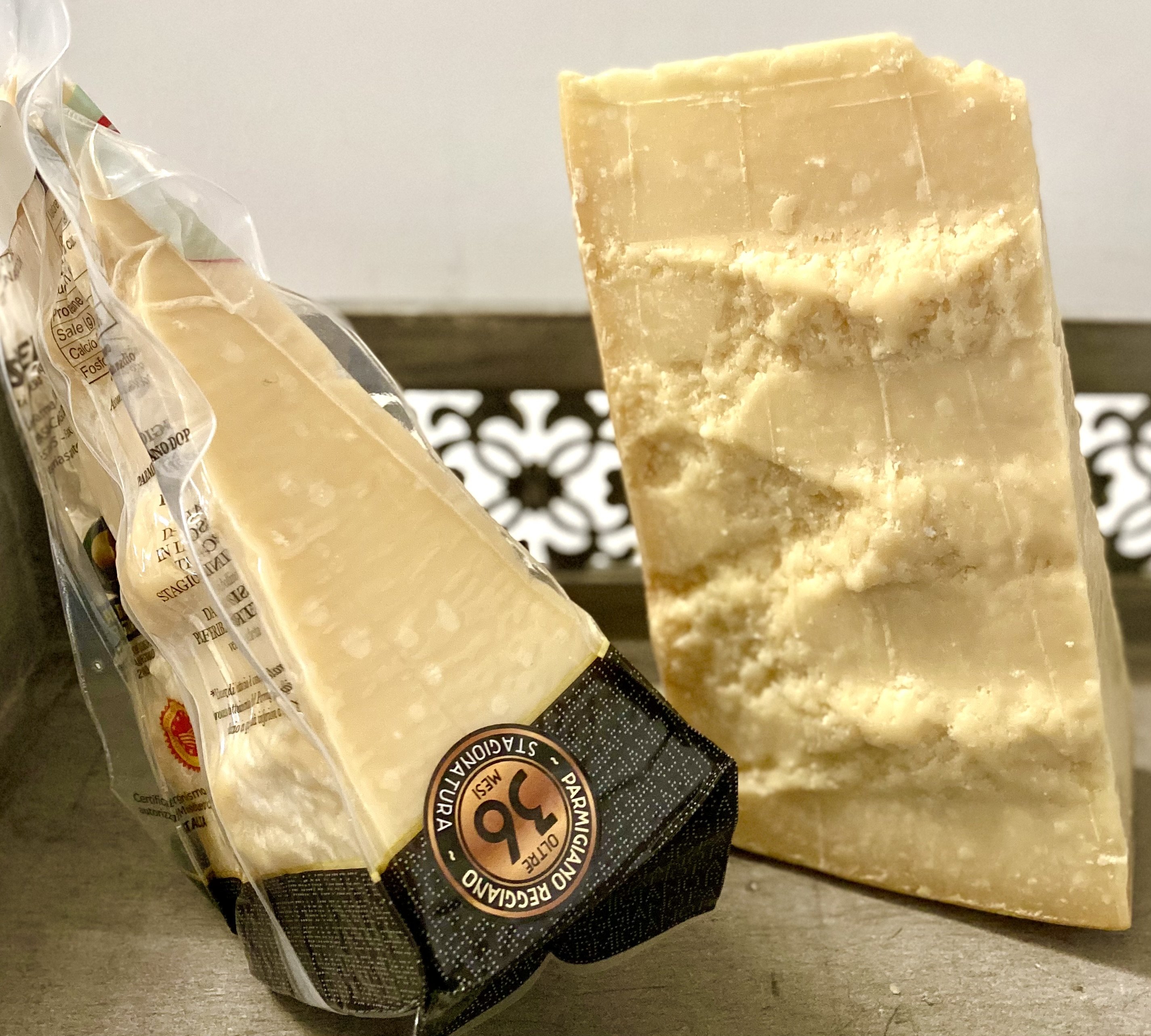 1Kg am Stück 36 Monate Parmigiano Reggiano  DOP Superiore "2121" Parmesan Stravecchio