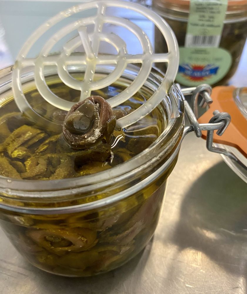 Sardellenfilets gerollt mit Kapern in Olivenöl Extra Vergine