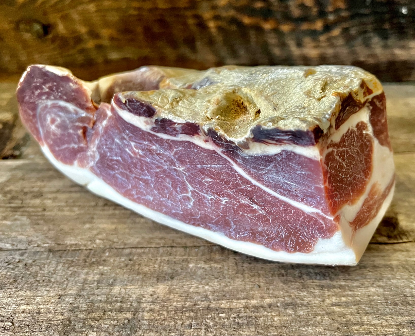 Prosciutto Crudo Rustico 18 Monate aus Kalabrien - Luftgetrocknete Schinken Rustikal art