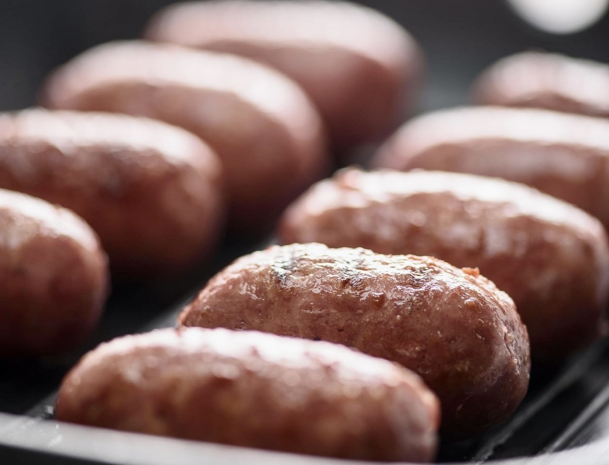 Frische Salsiccia Bratwurst mit Fenchelnsamen aus der Toskana